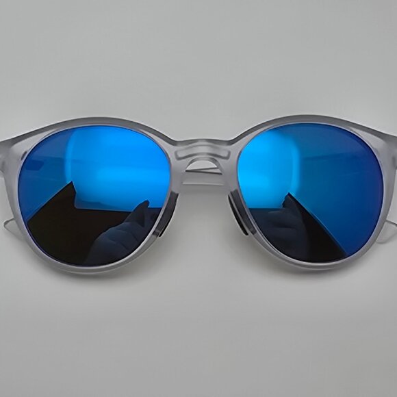 Oakley OO9474-0452 Spindrift Matte Clear Frame Prizm Sapphire Iridium Sunglasses - Picture 12 of 15